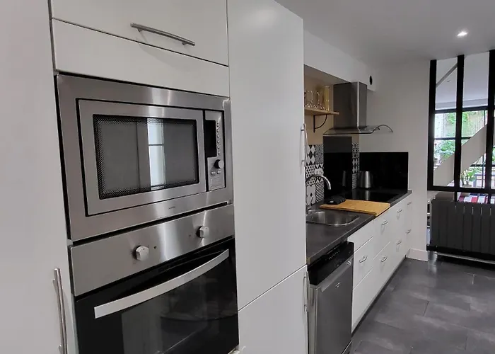 Le Patio - Appartement Calme - Hyper Centre Pau