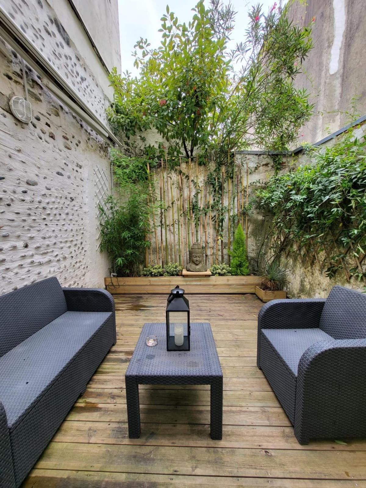 Le Patio - Calme - Hyper Centre Apartment